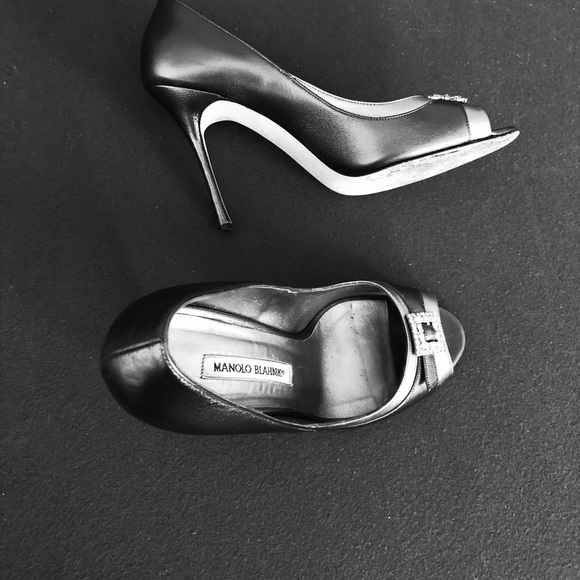 Manolo Blahnik Silver Grey Stiletto Leather Peep-Toe Heels. Size 39,5 - Picture 12 of 14